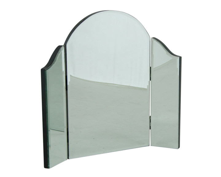 09. S&P \'Shine\' Folded Stand Mirror