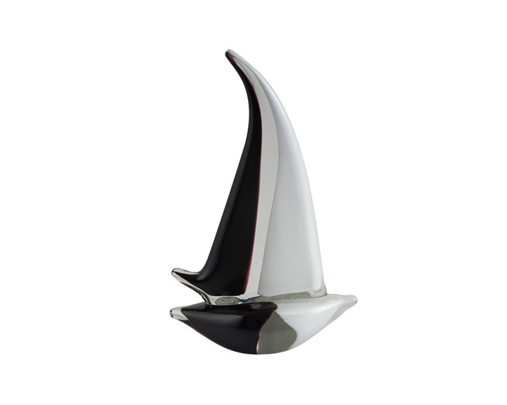 19. Zibo Coloured Glass Yacht Black and White