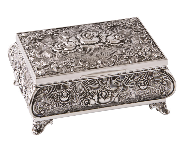 03. Queen Anne Silver Plated Jewel Box with Lock, 3.5\"