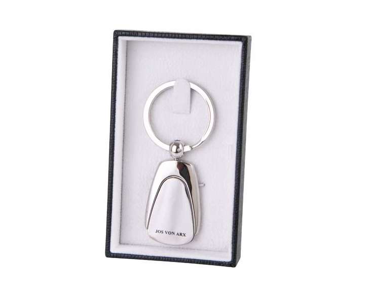 03. Silver Oval Keyring, Gift Boxed